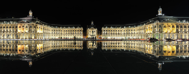 panoramique de la Place de la Bourse, de Bordeaux