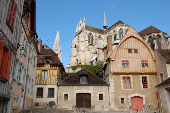 AUXERRE, sur les pas de Cadet Roussel