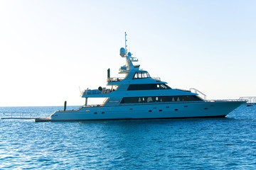 Fototapeta na wymiar Sea Luxury Ship