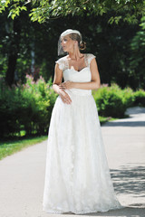 Fototapeta premium beautiful bride outdoor