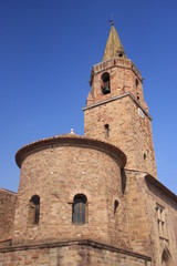 Fototapeta na wymiar La cathédrale Sainte Leonce de Fréjus