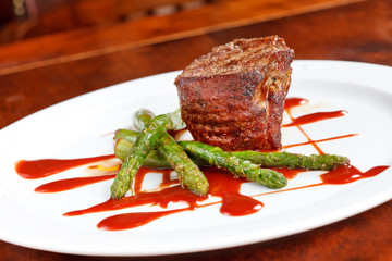 Grilled steak with vegetables