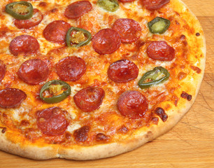 Pepperoni pizza with green chillies