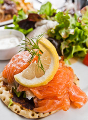 Fresh Salmon with lemon and bread