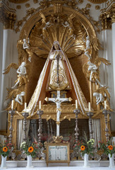 Altar mit Maria von den sieben Schmerzen