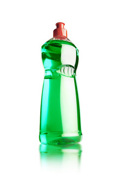 botella llena de detergente para platos