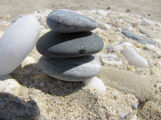 Fototapeta na wymiar stone on beach