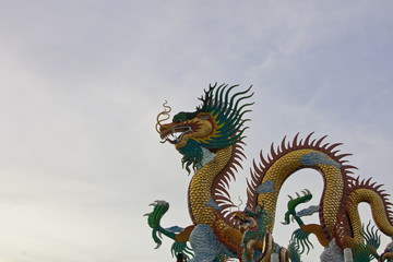 Fototapeta premium dragon statue