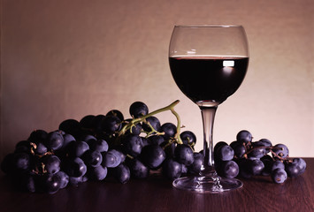 Grapes and red wine glass