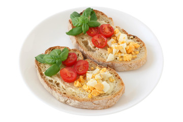 toasts with egg and tomato