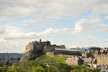 Fototapeta na wymiar Zamek w Edynburgu, Szkocja, z południowego wschodu.