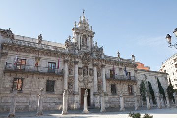 Fototapeta na wymiar Universidad de Valladolid