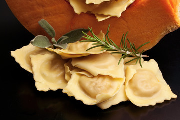Tortelli con ripieno di zucca