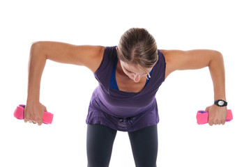 femme sportive - exercices aux altères