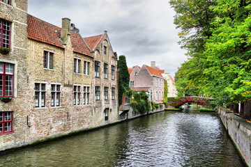 Fototapeta na wymiar Canal in Bruges