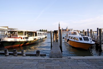 Fototapeta premium Ships in Venice