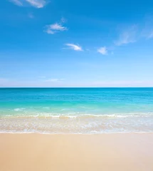 Foto auf Acrylglas Tropischer Strand Strand und wunderschönes tropisches Meer