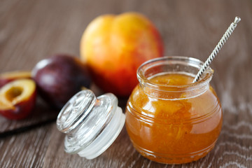 Peach-plum homemade jam with vanille
