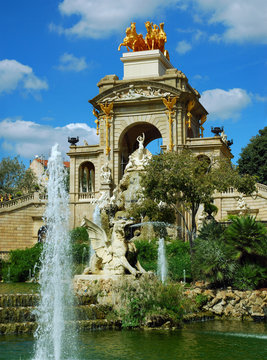 fountain and cascade in park De la Ciutadella in barcelona, spai