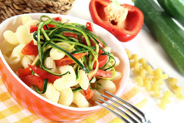 Pasta mit Gemüse