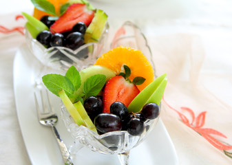 Healthy fruits salad