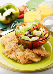 chicken cutlets with salad