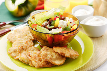 chicken cutlets with salad