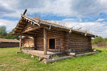 Fototapeta na wymiar Ancient traditional russian wooden house X century