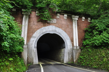 Fototapeta na wymiar Sasago tunel