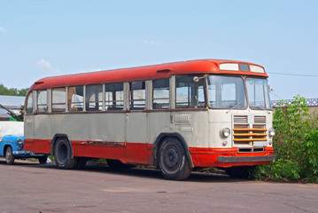 Fototapeta na wymiar LiAZ-158 retro city bus