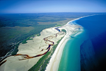 Aerial of Fraser Island. - obrazy, fototapety, plakaty