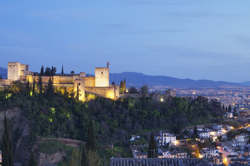 Fototapeta na wymiar Zachód słońca w Alhambra