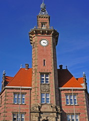 Fototapeta premium Historisches Hafenamt in DORTMUND