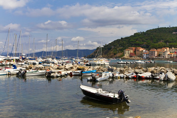 Fototapeta na wymiar Hafen von Marciana Marina, Elba Insel