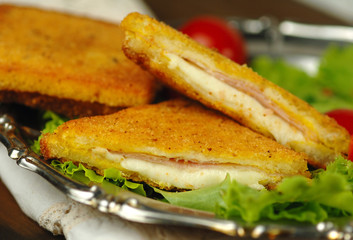 Mozzarella in carrozza