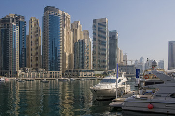 Fototapeta na wymiar Dubai Marina, UNited Arab Emirate