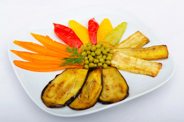 Grilled vegetables served in the plate