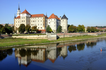 Fototapeta na wymiar Torgau Hartenfels zamek nad Łabą