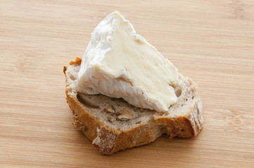 Tartine de pain au fromage