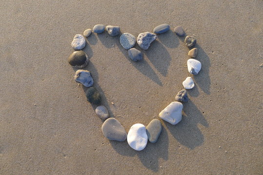 Herz im Sand