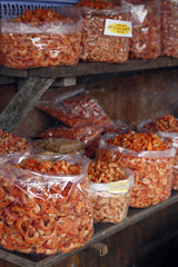 Étal de crevettes séchées 