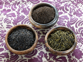 Assortiment de thés Earl grey : noir. vert et de Ceylan
