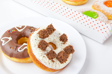 donuts on plate