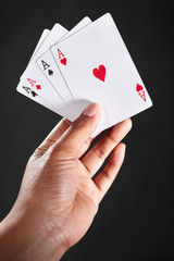 Obraz premium Hand holding Aces