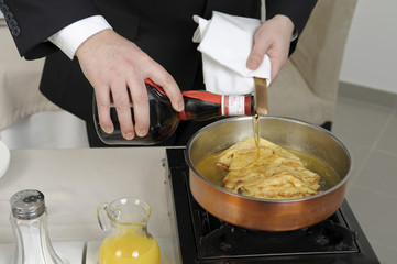 Flamber des crêpes