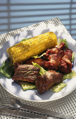 Epis de maïs ribs et poulet grillés