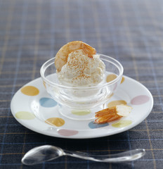 chantilly de tomate aux crevettes roses et au piment d'espelette