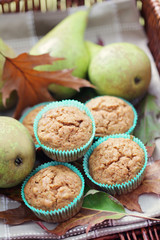 muffins with pear
