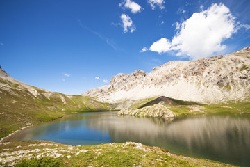 Fototapeta na wymiar Lago di Roburent