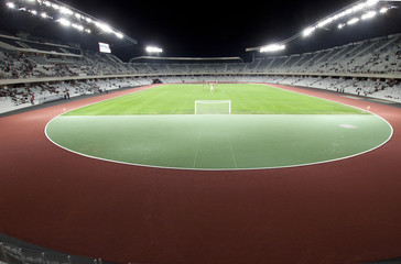 Naklejka premium stadion piłkarski w nocy